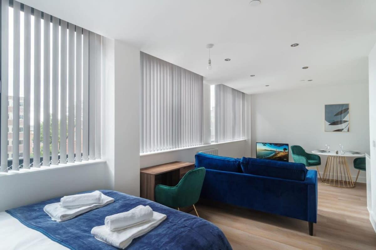 Stay Zeni, Alexandra Rise Manchester Sleek Studio Экстерьер фото